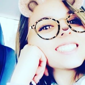 Meet your Posher, Jada